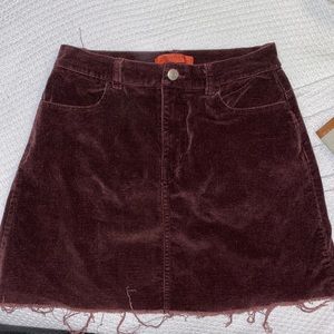 Maroon signature 8 size small corduroy miniskirt